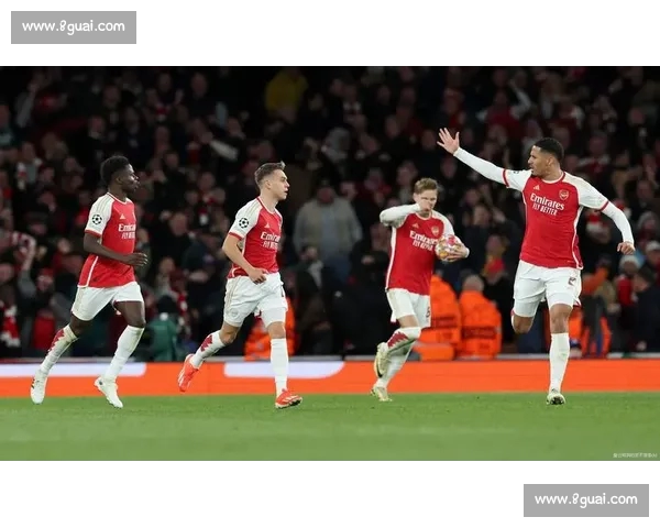 聚焦英超豪门争锋战术格局与赛季走势深度解析全景观察与前瞻思考